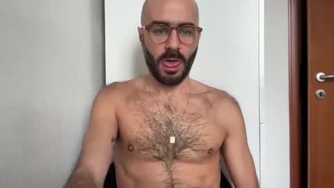 Snapshot of fla85 chatting on 12-06-24, 10:38 Fla is short for Flavio online show from 12-06-24, 10:38