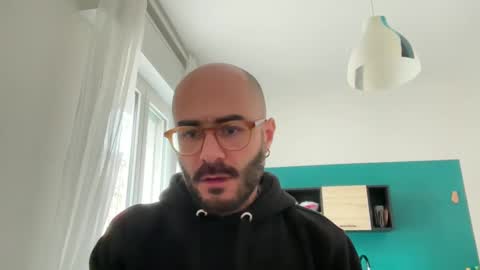 Snapshot of fla85 chatting on 02-11-25, 12:37 Fla is short for Flavio online show from 02-11-25, 12:37