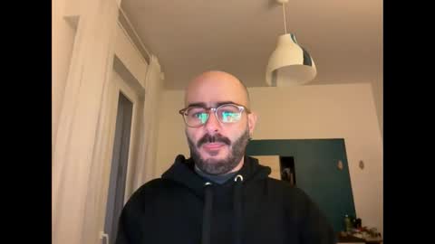 Snapshot of fla85 chatting on 02-17-25, 05:10 Fla is short for Flavio online show from 02-17-25, 05:10