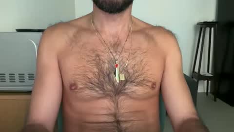 Snapshot of fla85 chatting on 09-26-25, 02:10 Fla is short for Flavio online show from 09-26-25, 02:10