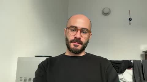 Snapshot of fla85 chatting on 11-03-25, 01:45 Fla is short for Flavio online show from 11-03-25, 01:45