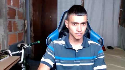  FLACO  online show from 10-11-25, 03:43