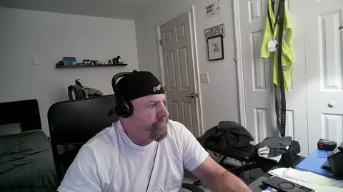 Snapshot of flaguy3233 chatting on 12-02-24, 08:00 Florida guy online show from 12-02-24, 08:00