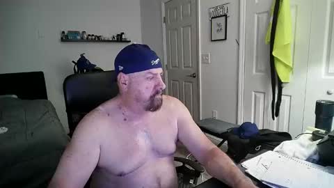 Snapshot of flaguy3233 chatting on 12-13-24, 05:21 Florida guy online show from 12-13-24, 05:21