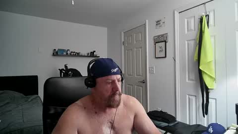 Snapshot of flaguy3233 chatting on 12-16-24, 05:49 Florida guy online show from 12-16-24, 05:49