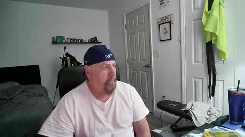 Snapshot of flaguy3233 chatting on 01-26-25, 08:14 Florida guy online show from 01-26-25, 08:14