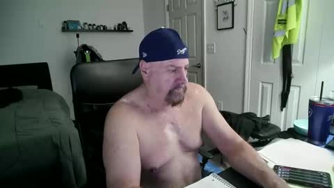 Snapshot of flaguy3233 chatting on 02-04-25, 11:06 Florida guy online show from 02-04-25, 11:06