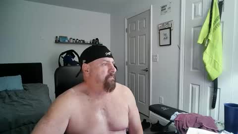 Snapshot of flaguy3233 chatting on 02-27-25, 07:55 Florida guy online show from 02-27-25, 07:55