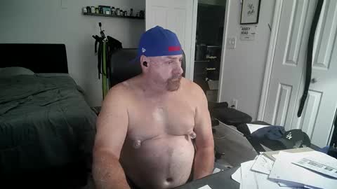 Snapshot of flaguy3233 chatting on 09-29-25, 07:19 Florida guy online show from 09-29-25, 07:19