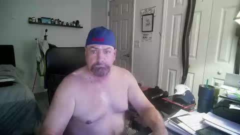 Florida guy online show from 12-15-25, 07:29