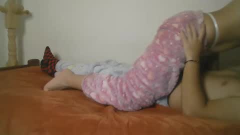 Snapshot of flanchom324234 chatting on 05-18-26, 03:02 Arroz con leche online show from 05-18-26, 03:02