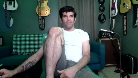 Flannel Dong online show from 10-27-25, 09:57