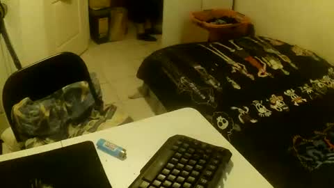 flash6969690 online show from 12-15-25, 06:56