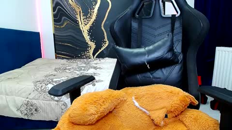 flirtdeea online show from 03-28-26, 04:12