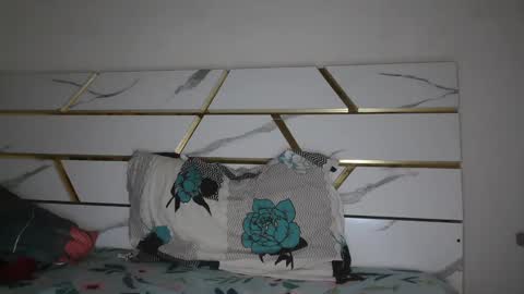 Snapshot of flirtsxxx chatting on 02-06-25, 06:46 flirtsxxx online show from 02-06-25, 06:46