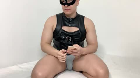 Dasha and Vitalii online show from 11-19-25, 05:46