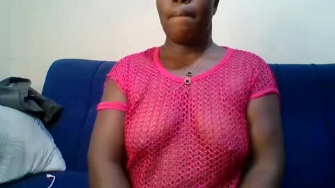 Snapshot of flirty_letisha chatting on 07-15-26, 06:07 flirty_letisha online show from 07-15-26, 06:07