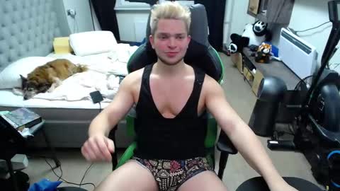 Flirty sugar online show from 11-18-25, 08:46