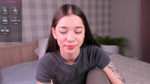 Emely  online show from 01-18-25, 11:11