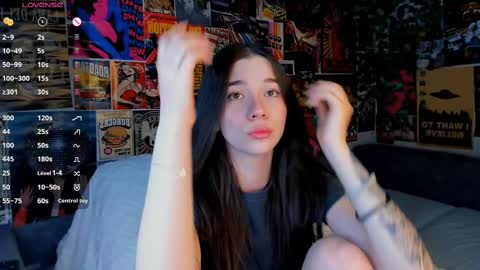 Emely  online show from 02-22-25, 09:04