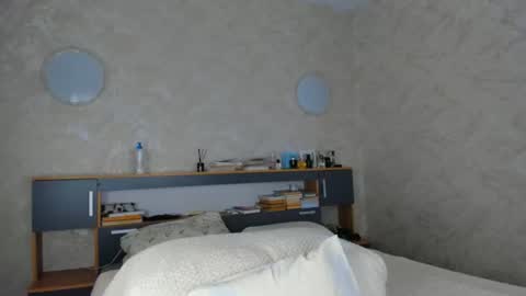 Emely  online show from 07-05-26, 05:58