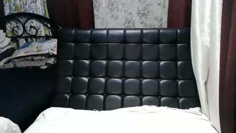 Snapshot of flirtymistressx chatting on 10-28-25, 02:37 FlirtyMistressX online show from 10-28-25, 02:37