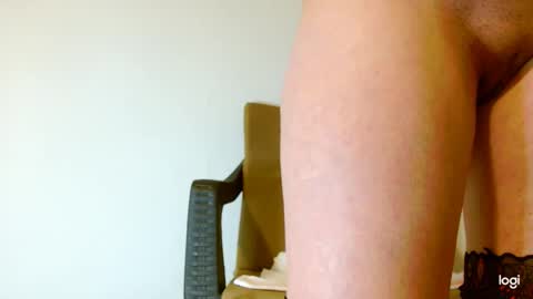 flirtysecretary123 online show from 12-13-25, 08:58