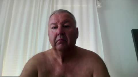 Snapshot of flo221222 chatting on 05-22-26, 01:39 flo221222 online show from 05-22-26, 01:39