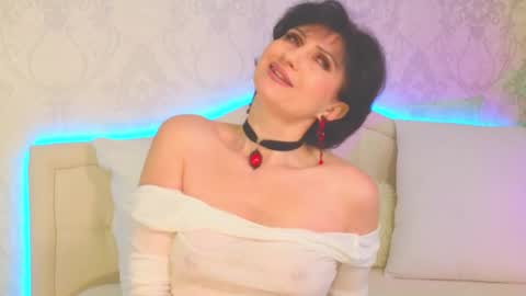 Snapshot of flor_vi chatting on 12-07-24, 11:07 Victoria create your account through my link  online show from 12-07-24, 11:07