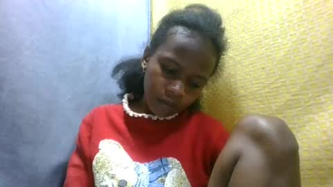 flora48230522373 online show from 06-18-26, 10:19