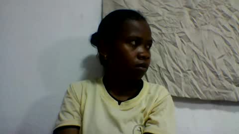 flora48230522373 online show from 07-12-26, 02:35
