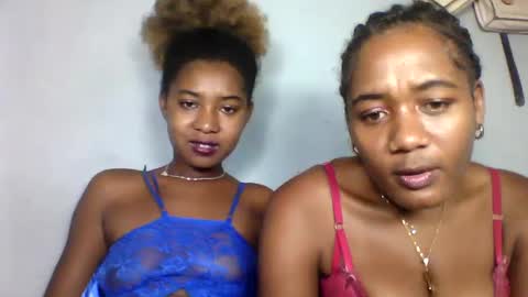 florencia011 online show from 03-05-25, 11:17