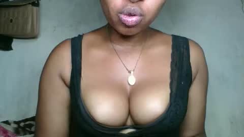 florencia011 online show from 10-26-25, 02:45