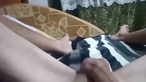 Snapshot of florintrelia44 chatting on 11-06-25, 07:15 florintrelia44 online show from 11-06-25, 07:15