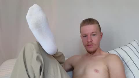 Snapshot of flower_haze chatting on 10-30-25, 05:53 Alexander online show from 10-30-25, 05:53