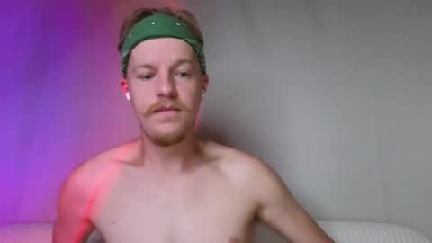 Snapshot of flower_haze chatting on 11-09-25, 02:10 Alexander online show from 11-09-25, 02:10