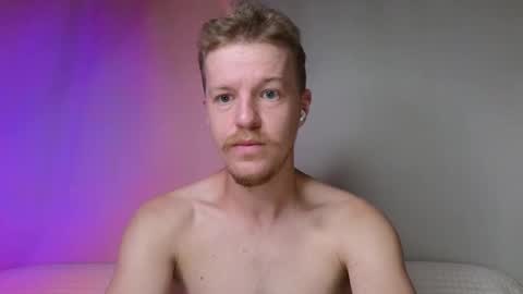 Snapshot of flower_haze chatting on 11-10-25, 02:54 Alexander online show from 11-10-25, 02:54