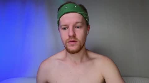 Snapshot of flower_haze chatting on 12-14-25, 03:23 Alexander online show from 12-14-25, 03:23