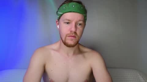 Snapshot of flower_haze chatting on 12-15-25, 03:55 Alexander online show from 12-15-25, 03:55