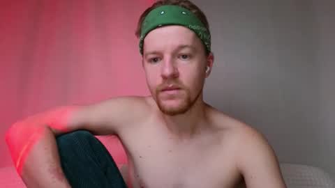 Snapshot of flower_haze chatting on 12-16-25, 05:23 Alexander online show from 12-16-25, 05:23