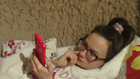 Snapshot of flowercandydoll chatting on 02-09-25, 06:16 say meow and send tip  online show from 02-09-25, 06:16