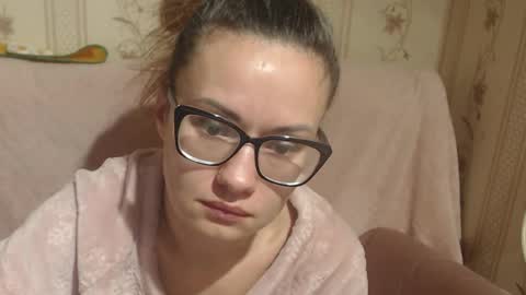 Snapshot of flowercandydoll chatting on 12-15-25, 08:40 say meow and send tip online show from 12-15-25, 08:40