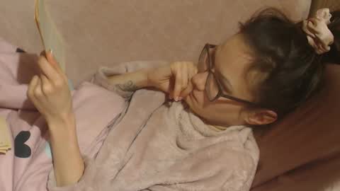 say meow and send tip  online show from 02-22-26, 12:56