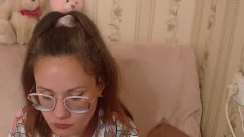 Snapshot of flowercandydoll chatting on 05-11-26, 01:50 say meow and send tip online show from 05-11-26, 01:50