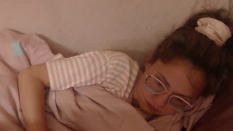 Snapshot of flowercandydoll chatting on 06-05-26, 09:20 say meow and send tip online show from 06-05-26, 09:20