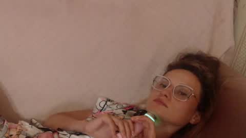Snapshot of flowercandydoll13 chatting on 07-02-26, 03:07 say meow and send tip online show from 07-02-26, 03:07