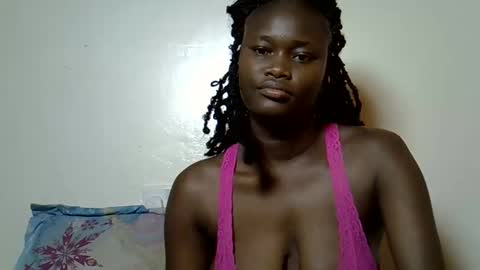 flowerdiva002 online show from 11-04-25, 06:12