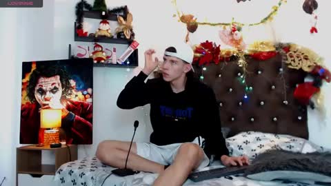 flowers109 online show from 01-02-25, 09:50