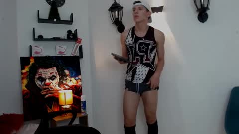 flowers109 online show from 01-18-25, 08:40