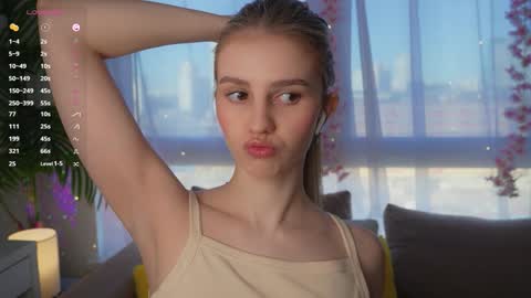 Adeline online show from 01-21-25, 08:52